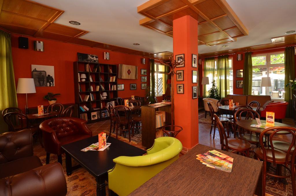 Art Garni Hotel Kanjiza Ngoại thất bức ảnh