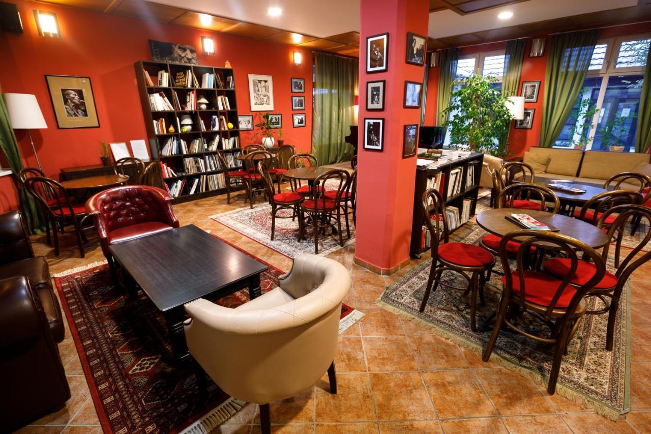Art Garni Hotel Kanjiza Ngoại thất bức ảnh