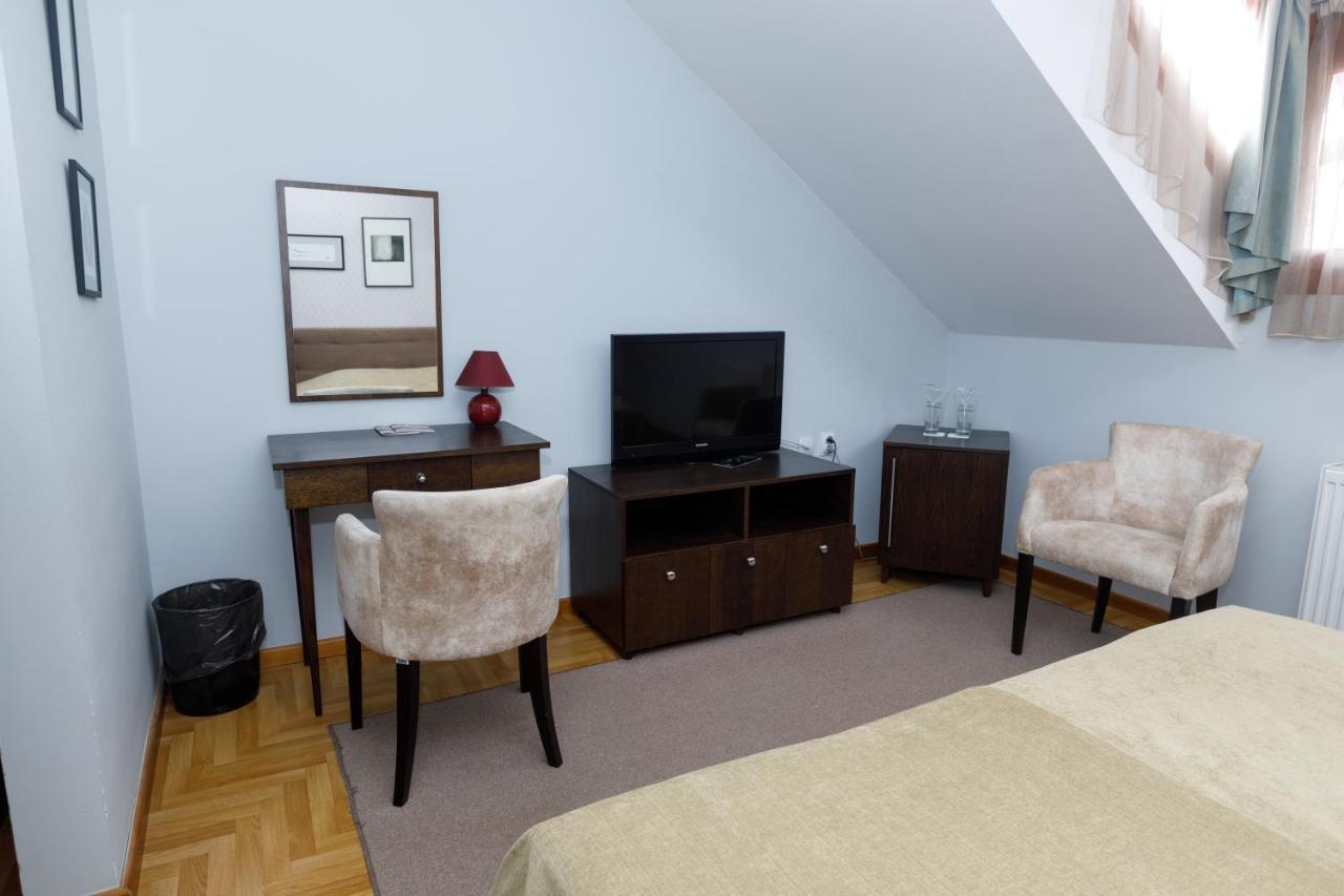 Art Garni Hotel Kanjiza Ngoại thất bức ảnh